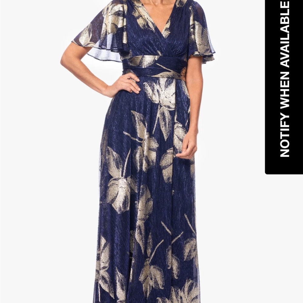 Chic Navy and Gold Maxi Dress